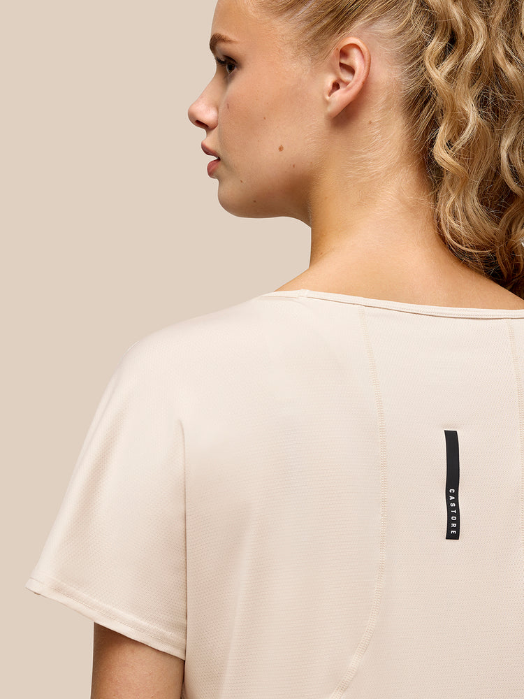 Dames Flow Training Movement Korte Mouw T-Shirt - Beige