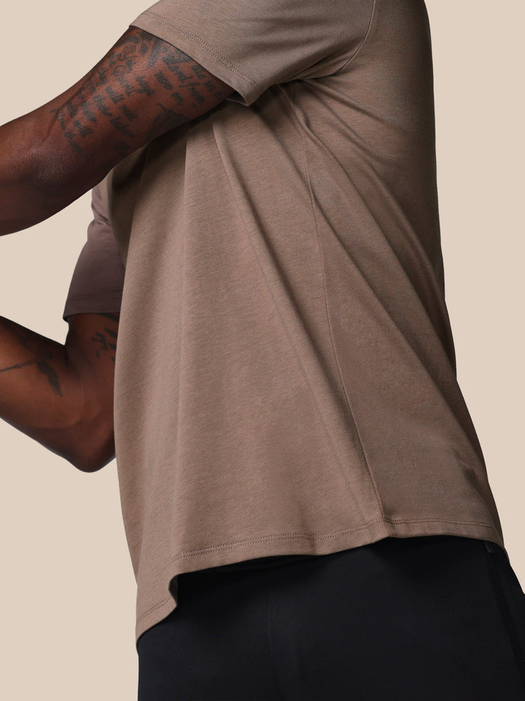 Heren Adapt Grafisch T-Shirt - Diep Taupe